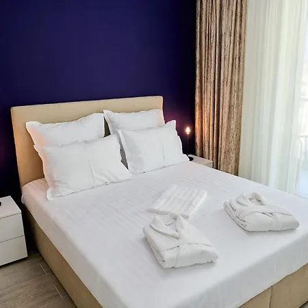 Seascape N Pool * Мамая