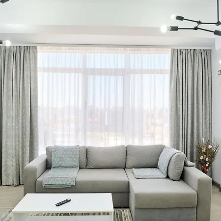 Apartment Seascape N Pool Mamaia