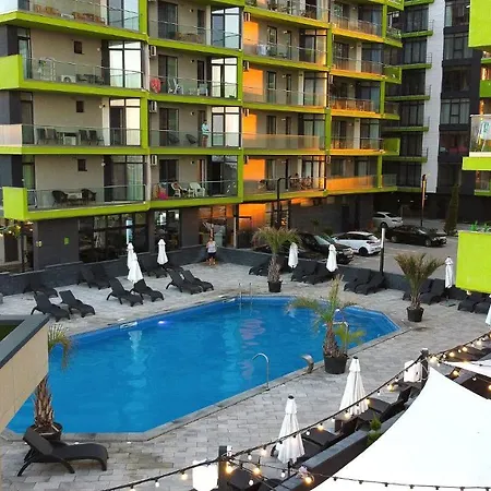 Apartment Seascape N Pool Mamaia